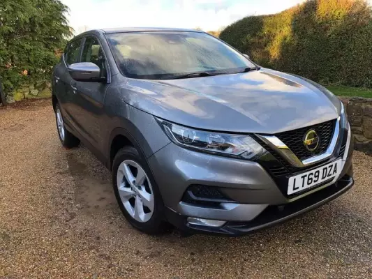 Nissan Qashqai 1.3 DIG-T Acenta Premium Euro 6 (s/s) 5dr