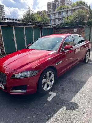 Jaguar XF 2.0d Portfolio Auto Euro 6 (s/s) 4dr