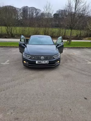 Volkswagen Passat 2.0 TDI R-Line Euro 6 (s/s) 4dr