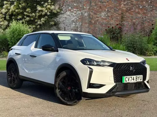 DS AUTOMOBILES DS 3 E-TENSE 54kWh Performance Line + Auto 5dr