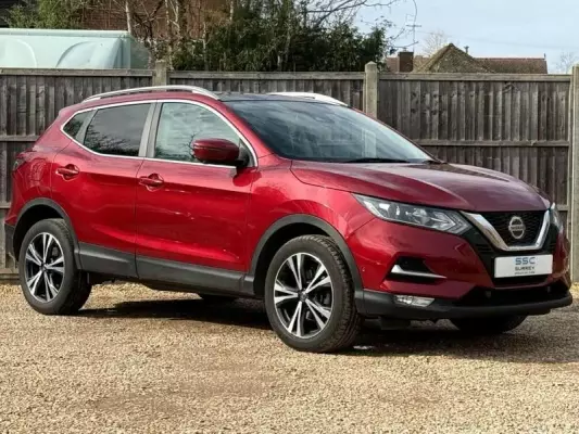 Nissan Qashqai 1.3 DIG-T N-Connecta Euro 6 (s/s) 5dr