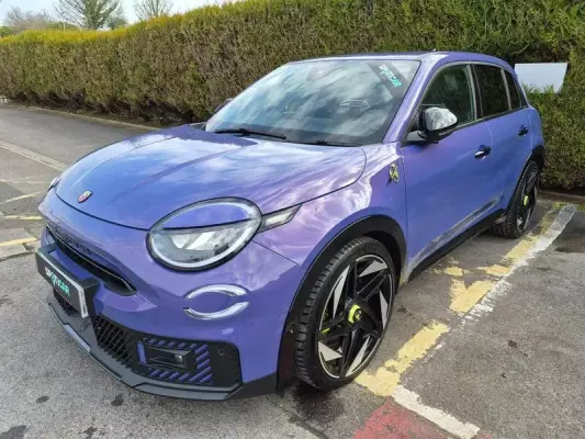 Abarth 600e 54kWh Scorpionissima Auto 5dr