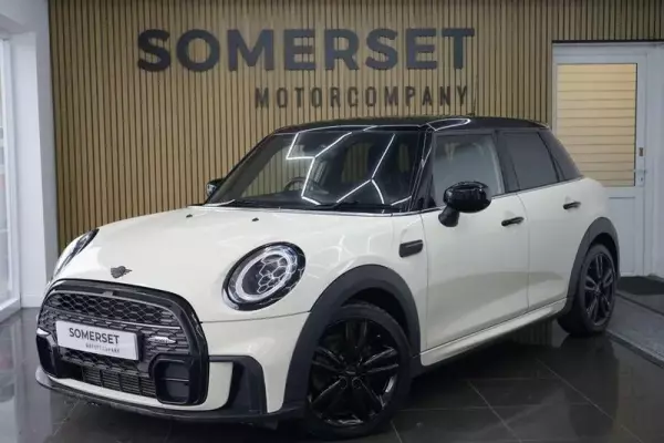 MINI Hatch 1.5 Cooper Sport Steptronic Euro 6 (s/s) 5dr