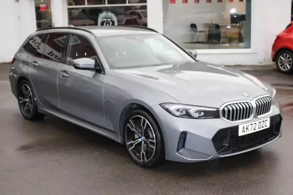 BMW 3 Series 2.0 330e 12kWh M Sport Touring Auto Euro 6 (s/s) 5dr
