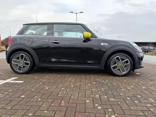 MINI Electric Hatch Cooper SE 32.6kWh Level 2 Auto 3dr