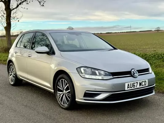 Volkswagen Golf 1.0 TSI BlueMotion Tech SE Nav Euro 6 (s/s) 5dr