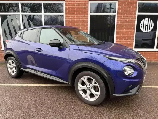Nissan Juke 1.0 DIG-T N-Connecta Euro 6 (s/s) 5dr