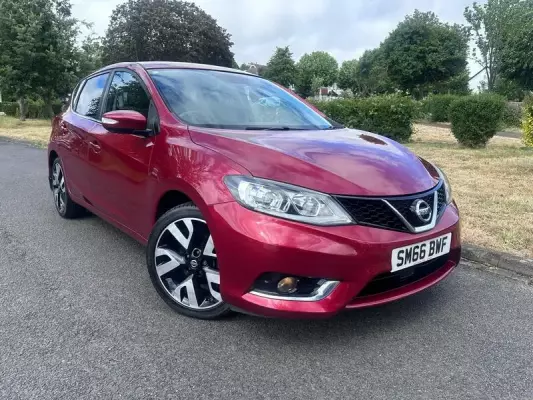 Nissan Pulsar 1.2 DIG-T Tekna Euro 6 (s/s) 5dr