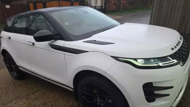 Land Rover Range Rover Evoque 1.5 P300e 12.2kWh R-Dynamic SE Auto 4WD Euro 6 (s/s) 5dr