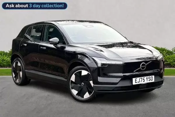 Volvo EX30 Twin Performance 69kWh Plus Auto AWD 5dr