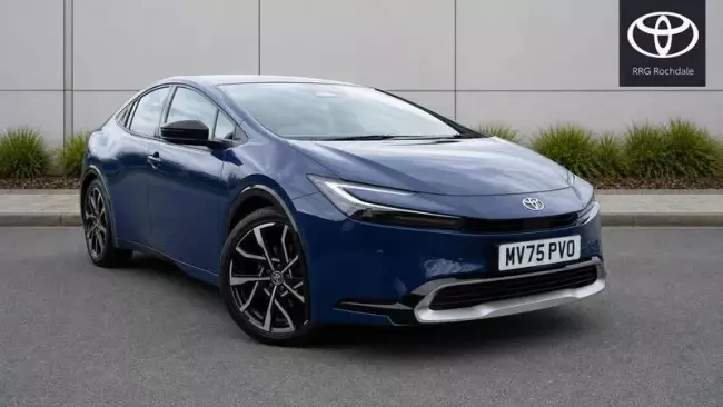 Toyota Prius 2.0 13.6kWh Excel CVT Euro 6 (s/s) 5dr