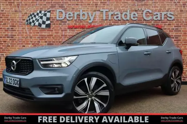 Volvo XC40 1.5h T5 Recharge 10.7kWh Ultimate Dark Auto Euro 6 (s/s) 5dr