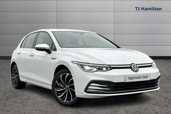 Volkswagen Golf 1.5 eTSI MHEV Style DSG Euro 6 (s/s) 5dr