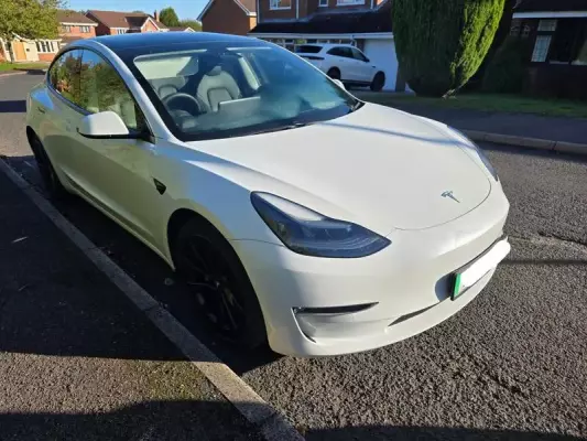 Tesla Model 3 (Dual Motor) Long Range Auto 4WDE 4dr