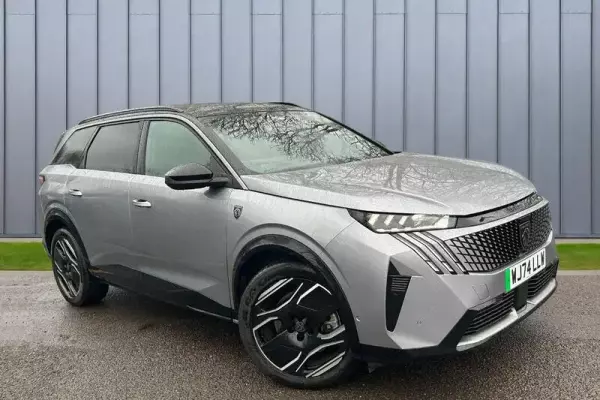 Peugeot E-5008 73kWh GT Auto 5dr