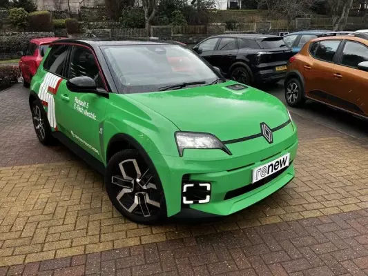Renault 5 E-Tech electric urban range 40kWh techno Auto 5dr