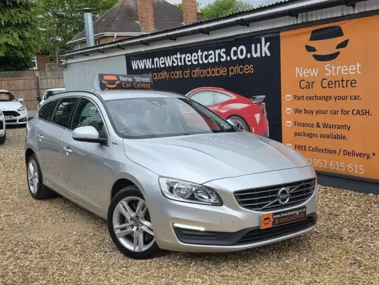 Volvo V60 2.4 D5 Twin Engine SE Nav Auto AWD Euro 6 (s/s) 5dr