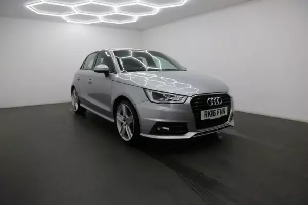 Audi A1 1.4 TFSI CoD S line Sportback S Tronic Euro 6 (s/s) 5dr