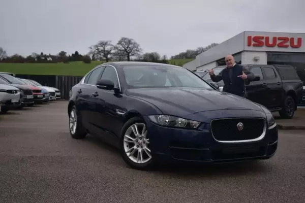 Jaguar XE 2.0d Prestige Auto Euro 6 (s/s) 4dr