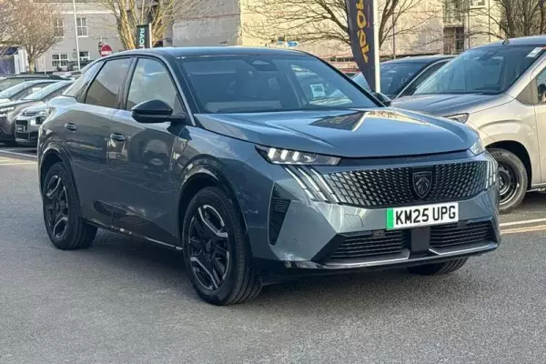 Peugeot E-3008 73kWh GT Auto 5dr