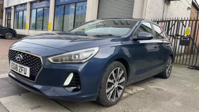 Hyundai i30 1.6 CRDi Blue Drive Premium DCT Euro 6 (s/s) 5dr