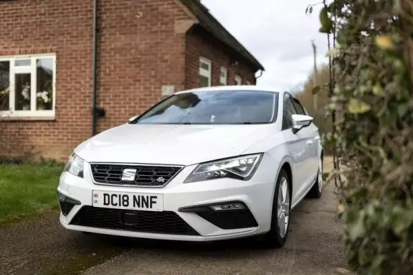 SEAT Leon 2.0 TDI FR Technology Euro 6 (s/s) 5dr
