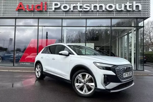 Audi Q4 e-tron 40 S line Auto 5dr 63kWh
