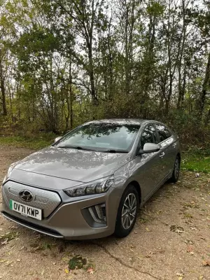 Hyundai IONIQ 38.3kWh Premium Auto 5dr