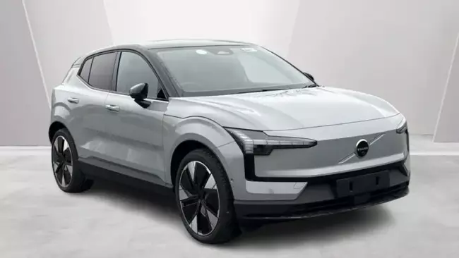 Volvo EX30 Twin Performance 69kWh Ultra Auto AWD 5dr