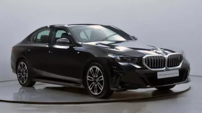 BMW i5 40 83.9kWh M Sport Auto eDrive 4dr (11kW Charger)