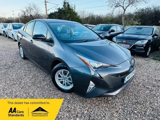 Toyota Prius 1.8 VVT-h Excel CVT Euro 6 (s/s) 5dr (15in Alloy)