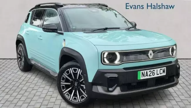Renault 4 E-Tech electric comfort range 52kWh iconic Auto 5dr