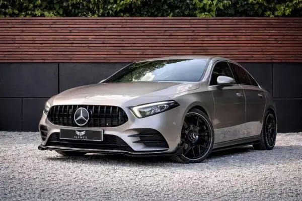 Mercedes-Benz A Class 2.0 A200d AMG Line (Premium Plus 2) 8G-DCT Euro 6 (s/s) 4dr