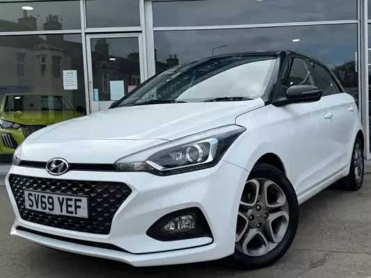 Hyundai i20 1.2 Play Euro 6 (s/s) 5dr