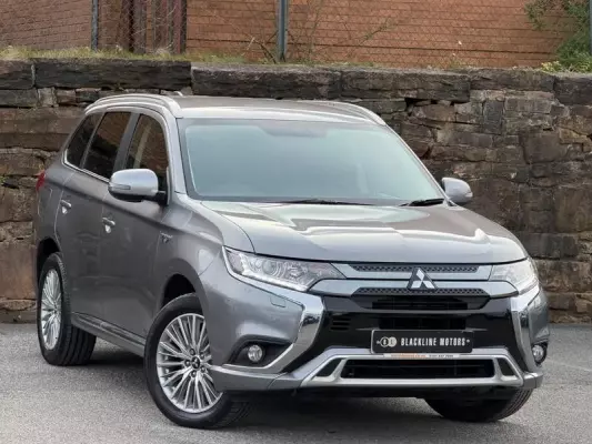 Mitsubishi Outlander 2.4h TwinMotor 13.8kWh Juro CVT 4WD Euro 6 (s/s) 5dr