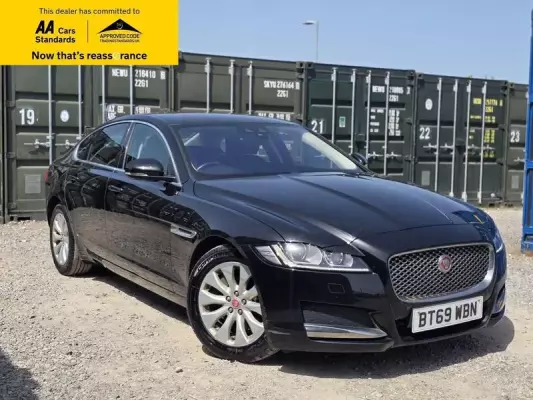 Jaguar XF 2.0d Portfolio Auto Euro 6 (s/s) 4dr