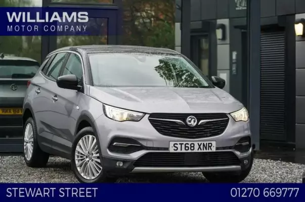 Vauxhall Grandland X 1.2 Turbo Sport Nav Euro 6 (s/s) 5dr
