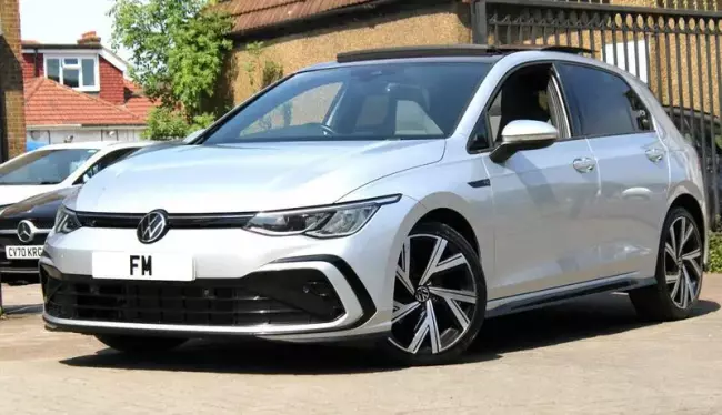 Volkswagen Golf 1.5 eTSI MHEV R-Line DSG Euro 6 (s/s) 5dr