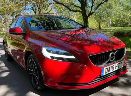 Volvo V40 2.0 T2 Momentum Euro 6 (s/s) 5dr