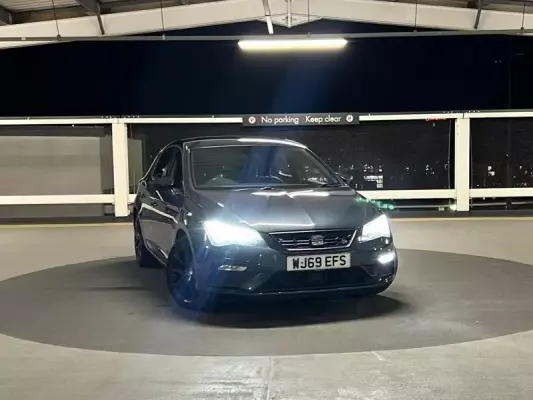 SEAT Leon 1.5 TSI EVO FR Black Edition Euro 6 (s/s) 5dr