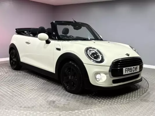 MINI Convertible 1.5 Cooper Classic Euro 6 (s/s) 2dr