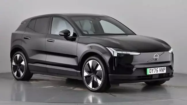 Volvo EX30 Twin Performance 69kWh Ultra Auto AWD 5dr