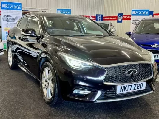 Infiniti Q30 1.5d Premium Tech Euro 6 (s/s) 5dr