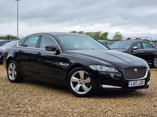 Jaguar XF 2.0d Portfolio Auto AWD Euro 6 (s/s) 4dr