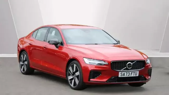 Volvo S60 2.0h T8 Recharge 18.8kWh Plus Auto AWD Euro 6 (s/s) 4dr