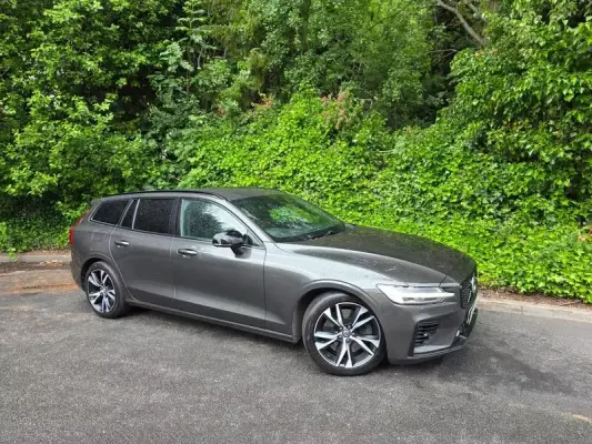 Volvo V60 2.0h T6 Recharge 18.8kWh R-Design Auto AWD Euro 6 (s/s) 5dr