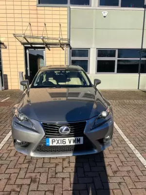 Lexus IS 2.5 300h Executive Edition E-CVT Euro 6 (s/s) 4dr