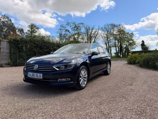 Volkswagen Passat 2.0 TDI BlueMotion Tech SE Business DSG Euro 6 (s/s) 5dr