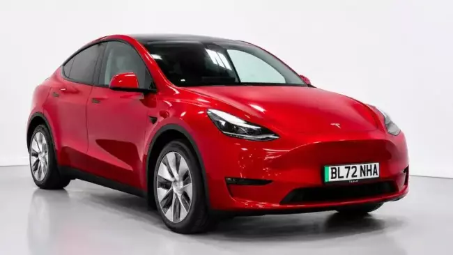 Tesla Model Y (Dual Motor) Long Range Auto 4WDE 5dr