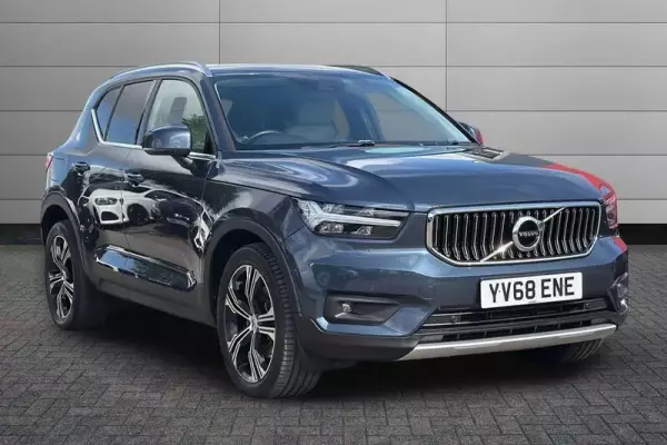 Volvo XC40 2.0 D4 Inscription Pro Auto AWD Euro 6 (s/s) 5dr